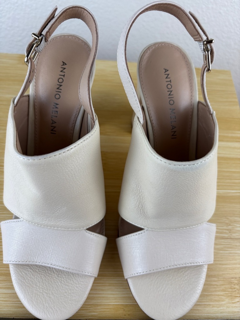 Antonio Melani Haines Beige Leather Slingback Block Heel Sandals Women's 7M